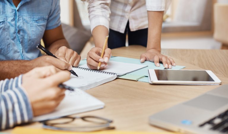Black Friday, Navidad y verano: se abrirán 5.500 vacantes con sueldos de hasta $1 millón