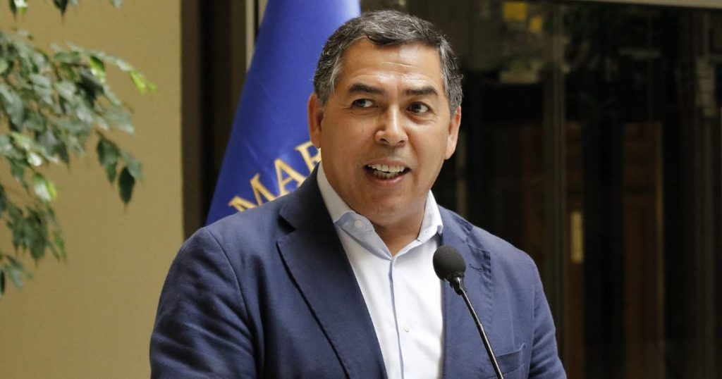 Diputado Leonardo Soto propone regular paso de fiscales al gobierno: “Puede ser usado como trampolín político”