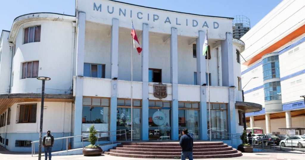 Municipalidad de Puerto Montt enviará cerca de cinco mil kilos de ayuda a damnificados por incendios en Biobío y Ñuble
