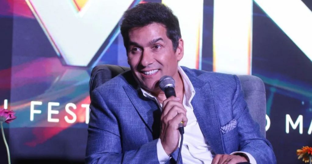 “Viña te va enseñando, noche a noche”: Rafael Araneda y sus 10 años en el Festival de Viña del Mar