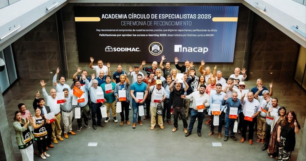 Casi 8 mil maestros participaron en cursos e-learning de la Academia del Círculo de Especialistas de Sodimac en 2025