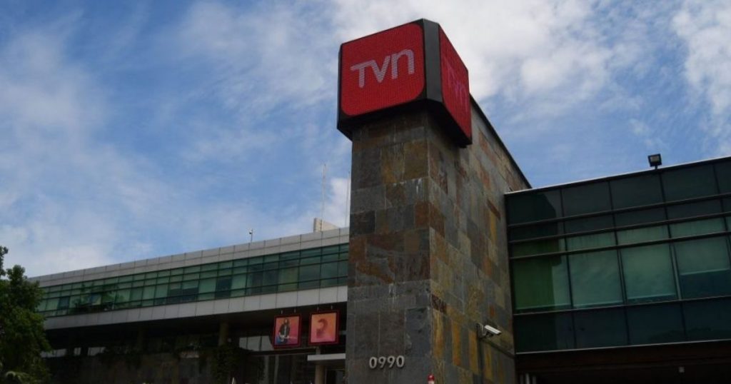 Terremoto en TVN: doble despido de figuras históricas golpearía la señal