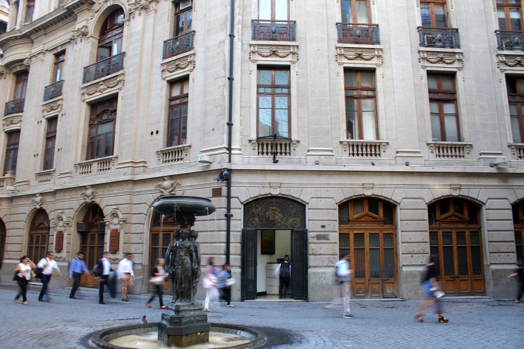 Imacec de diciembre de 2025 creció 1,7%