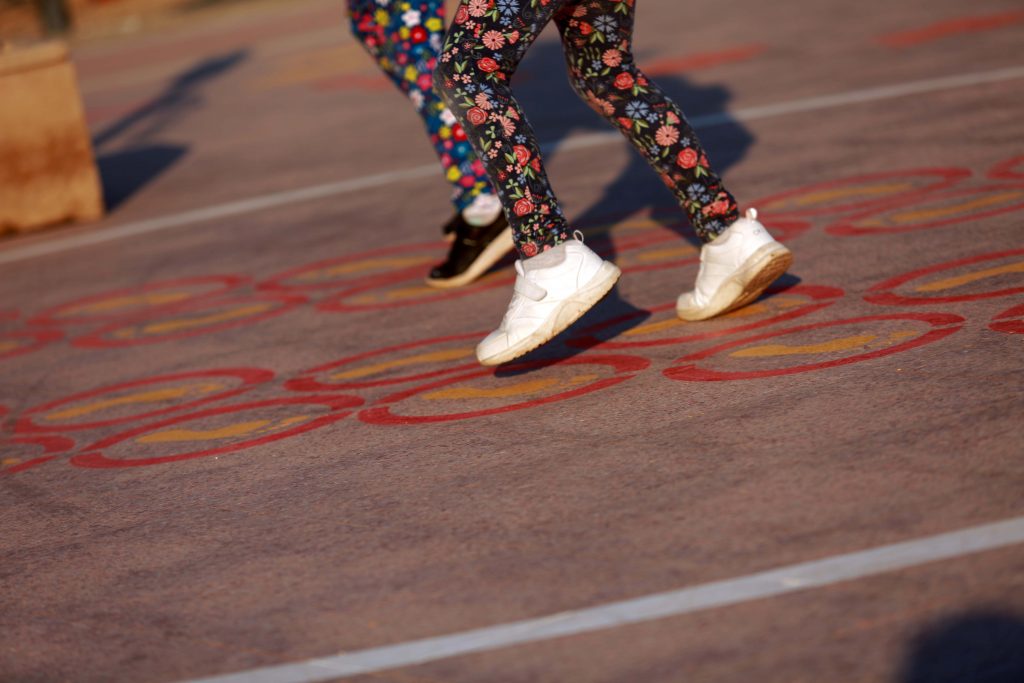 Gobierno lanza campaña para promover actividad física: 76% de los niños no alcanza niveles mínimos de ejercicio