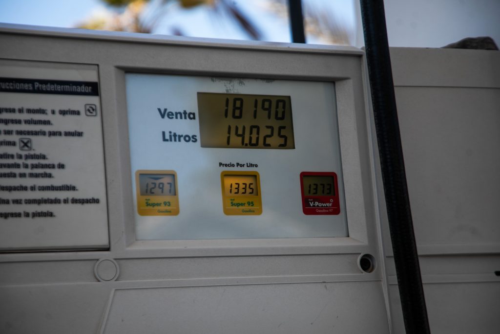 Solo por hoy: en esta estación podrás cargar combustible gratis