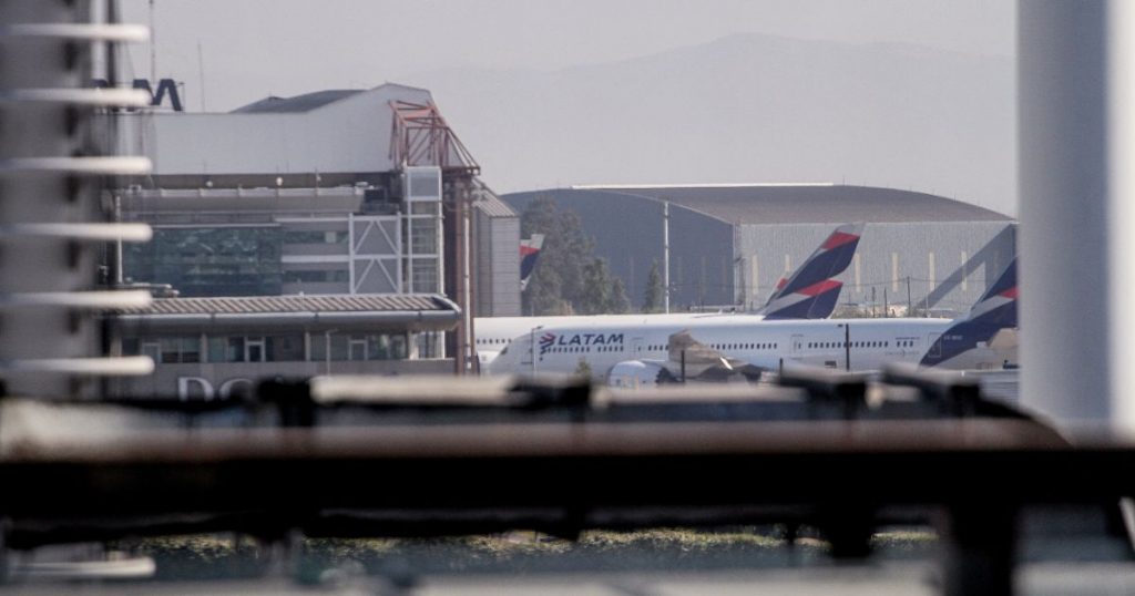 DGAC descarta presencia de explosivos tras aviso de bomba en Aeropuerto de Santiago