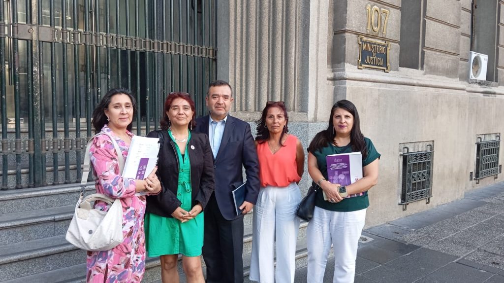 Fenadaj emplaza al Gobierno por compromisos pendientes en acceso a la justicia