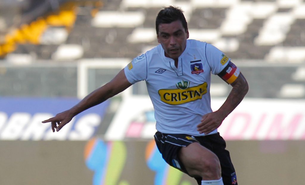 Esteban Paredes regresa al fútbol chileno: debutará como director técnico