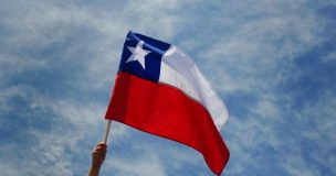 Cientista político advierte sobre tensión y “líneas rojas” entre Chile, China y Estados Unidos