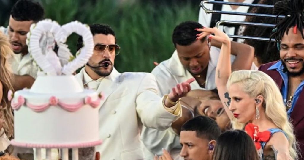 ¿La viste? Exbailarina de 'Rojo' se luce en el show de Bad Bunny en el Super Bowl
