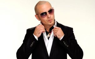 Calvos unidos: Pitbull busca lograr récord Guinness de la mayor concentración de calvas en su concierto