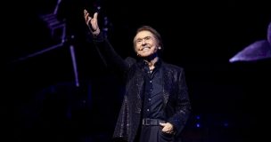 Raphael vuelve a Chile con su gira “Raphaelísimo”: show confirmado en Gran Arena Monticello