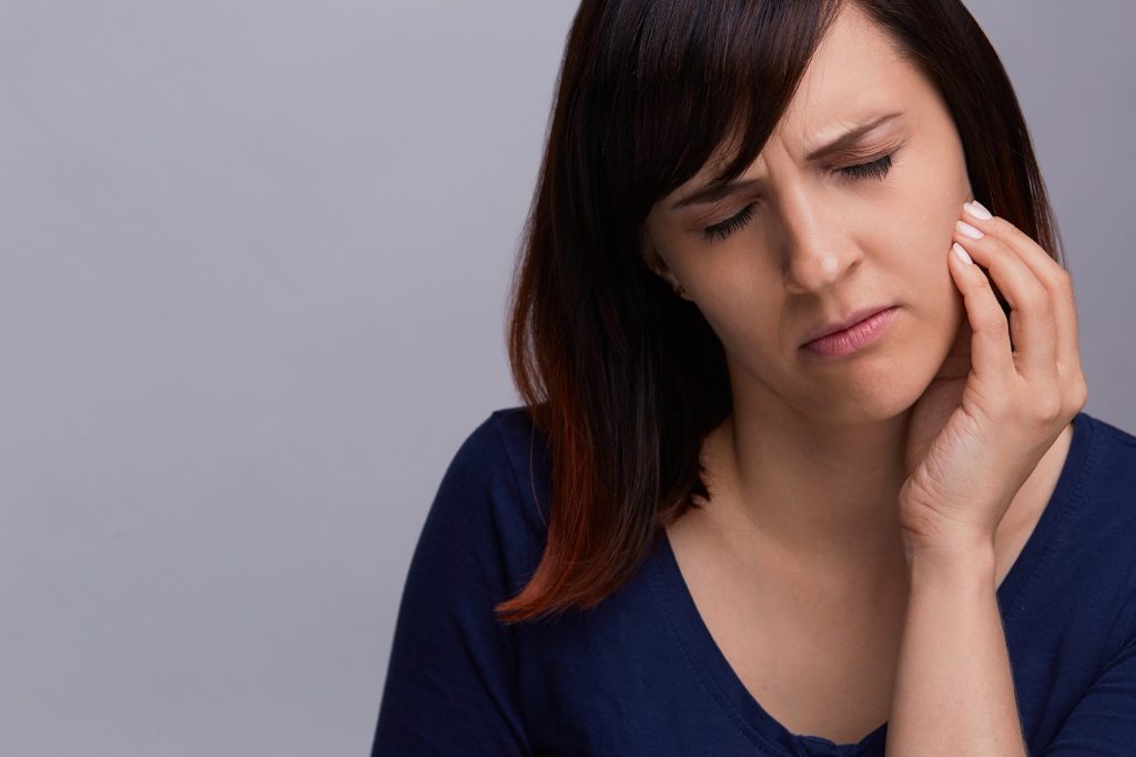 Regreso a clases y al trabajo: cómo impacta el estrés en la salud dental