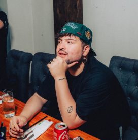 Conoce a Nico Pontigo: el joven de 26 años que debuta en el Festival de la Comedia 2026