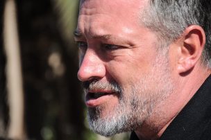 Alcalde Sichel anuncia investigación y posible expulsión ante episodio de violencia escolar