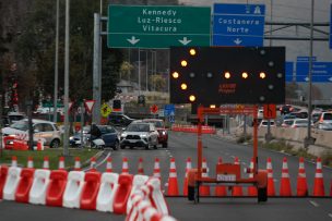 Accidente en Costanera Norte provoca tránsito lento y deja lesionados en Santiago