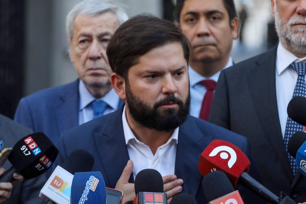 Abrupto final de reunión entre Kast y Boric: 