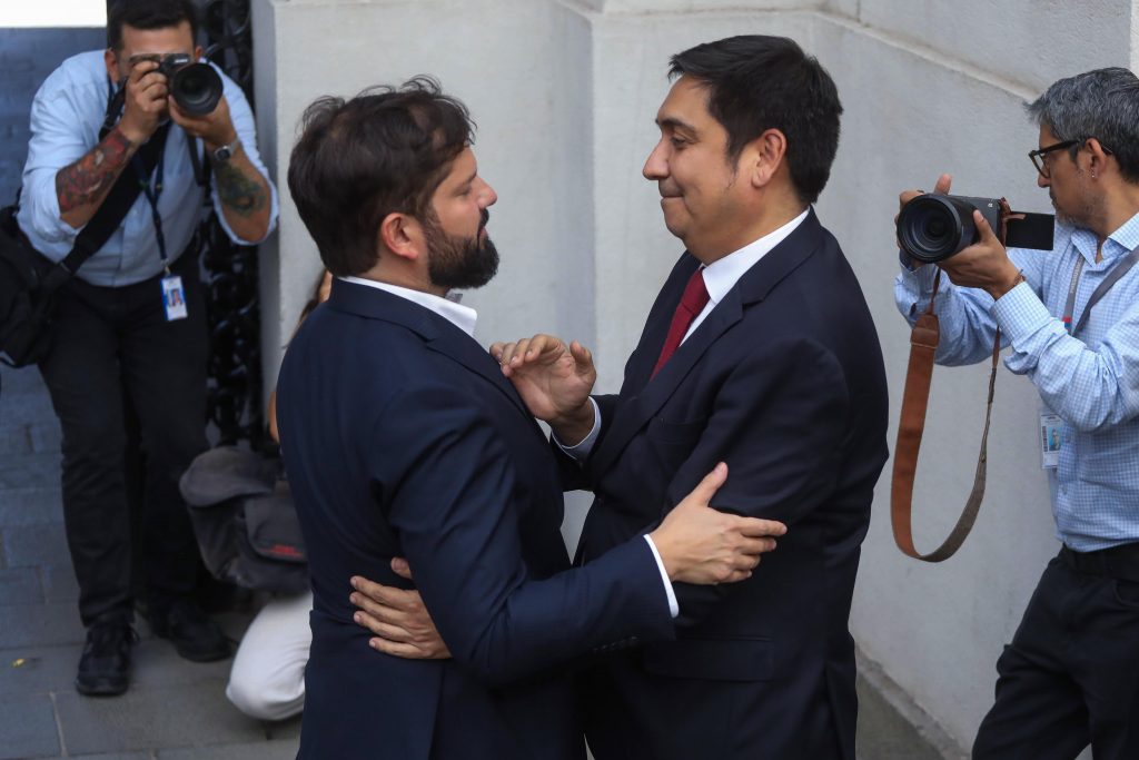 Cambio en Interior: Boric agradece gestión de Ramos y da bienvenida a Pavez