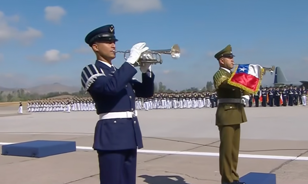 FACH rinde sentido homenaje al carabinero Javier Figueroa en el aniversario 96° de la institución