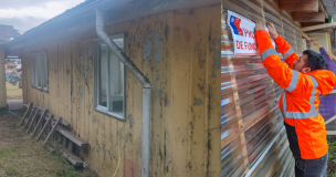 Clausuran escuela rural en Quellón por insalubridad: Apoderados denuncian 