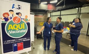 Solo para grupos de riesgo: Metro de Santiago anuncia vacunación gratis en distintas estaciones
