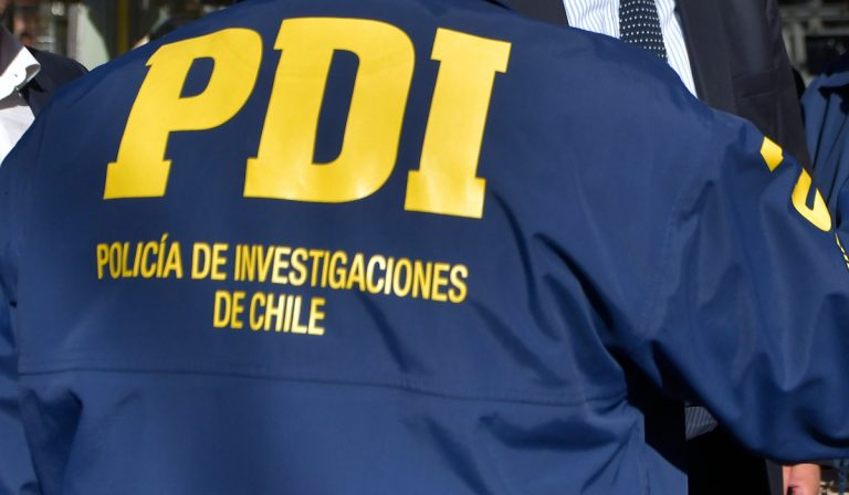 Encuentran cuerpo apuñalado fuera de un condominio en San Antonio