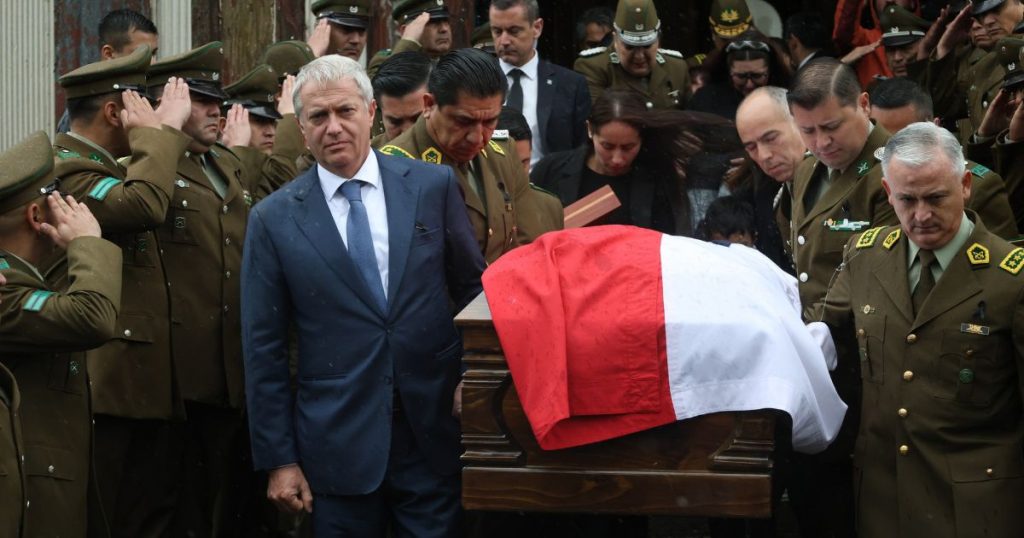 Presidente Kast en funeral de Carabinero atacado: 