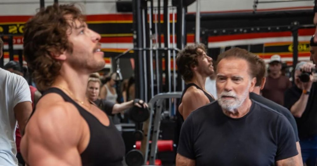De leyenda a heredero: Arnold Schwarzenegger entrena a su hijo para debutar en el fisicoculturismo