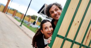 Canal 13 construyó un barrio a escala real para 