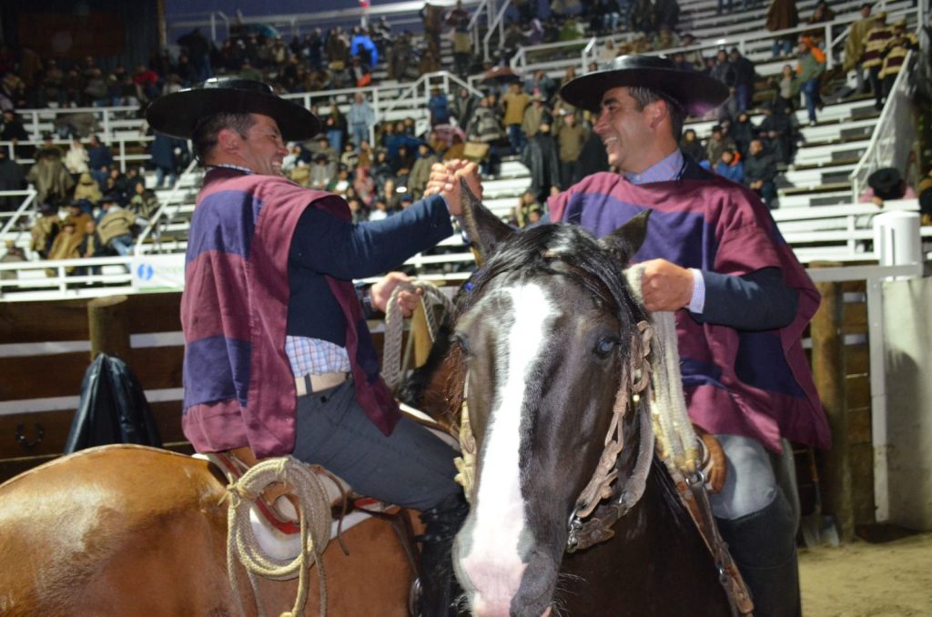 Álvarez y Parra ganan el Clasificatorio Zona Sur y están  en la final del Campeonato Nacional de Rodeo 