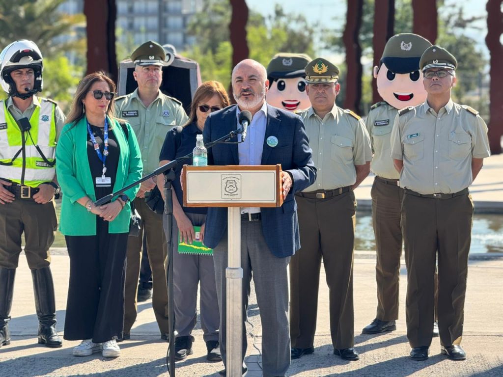 Inicio de clases 2026: Carabineros realiza fiscalización de transporte escolar en la RM