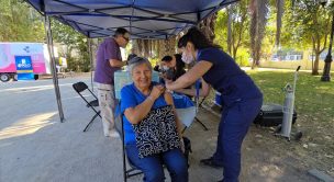 Estaciones Matta y Parque Almagro se suman como puntos de vacunación para grupos de riesgo