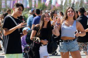 Six-seven, farmear aura y goat: Las nuevas formas de hablar que tienen las y los jóvenes chilenos