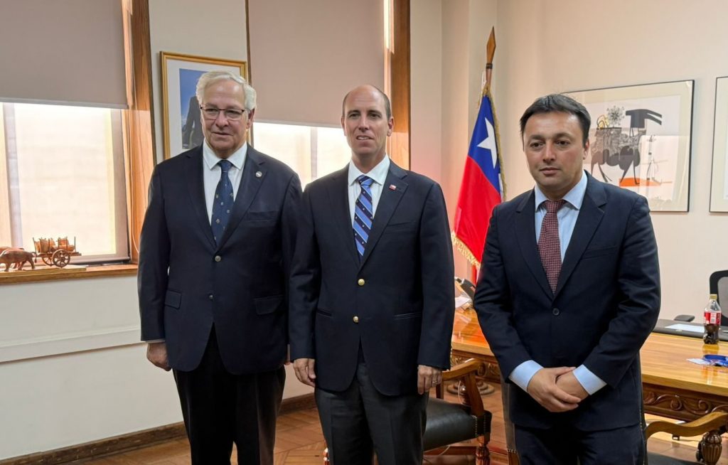 Parlamentarios presionan al MOP por obras pendientes en el Maule