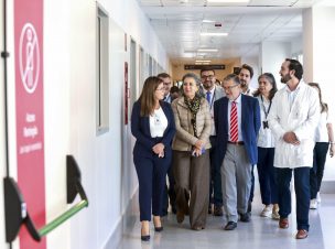 Ministra de Salud en Iquique: visita establecimientos de salud y supervisa los avances del plan de contacto