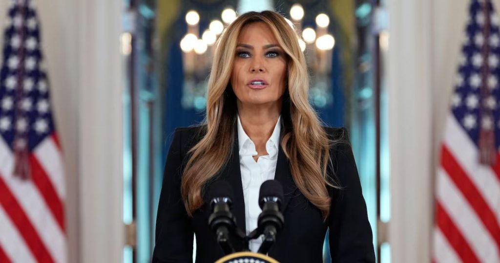 Melania Trump rompe el silencio sobre el caso Epstein: “Las mentiras deben terminar”