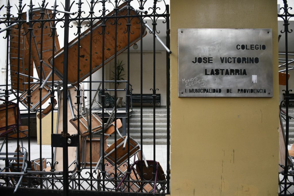 Violencia escolar: Gobierno presenta proyecto para que padres respondan por conductas de sus hijos