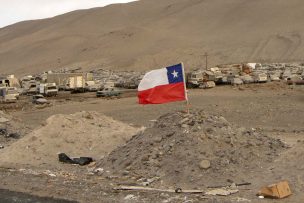 Ministerio de Seguridad coordina desalojo de Cerro Chuño en Arica