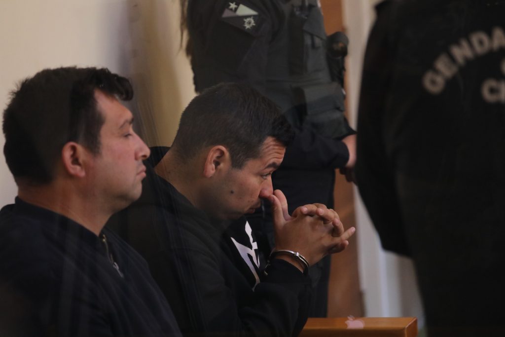 Extienden detención a exfuncionarios de Carabineros imputados por agresión sexual en Valparaíso