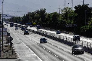 Fin de semana largo: más de 414 mil vehículos saldrán de Santiago