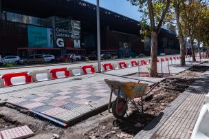 Gobierno de Santiago sigue renovando la Alameda con cinco nuevos proyectos en históricos puntos