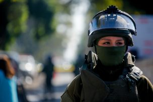 Carabineros expulsa a funcionario por choque fatal en Santiago: hay otros seis involucrados