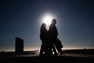 Chilenos priorizan relajo, termas y playa para el feriado del Día del Trabajador