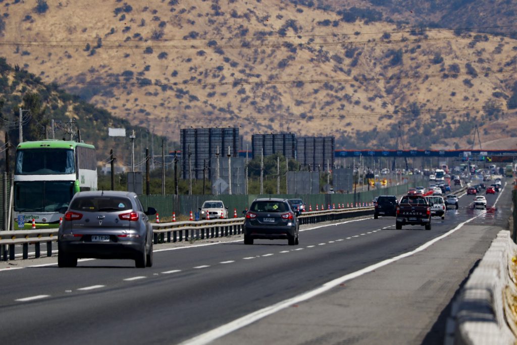 Semana Santa 2026: Conoce los horarios del peaje a luca y rutas con restricción