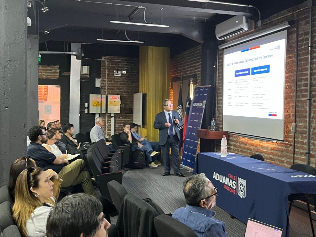 Aduana fortalece rol de operadores del comercio exterior en seguridad de la cadena logística