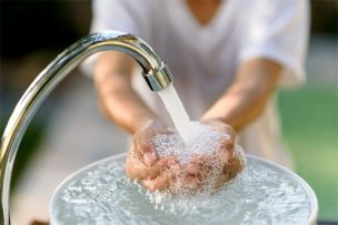 Hay 3.900 subsidios de agua potable disponibles en la Región de Valparaíso: Esval llama a postular