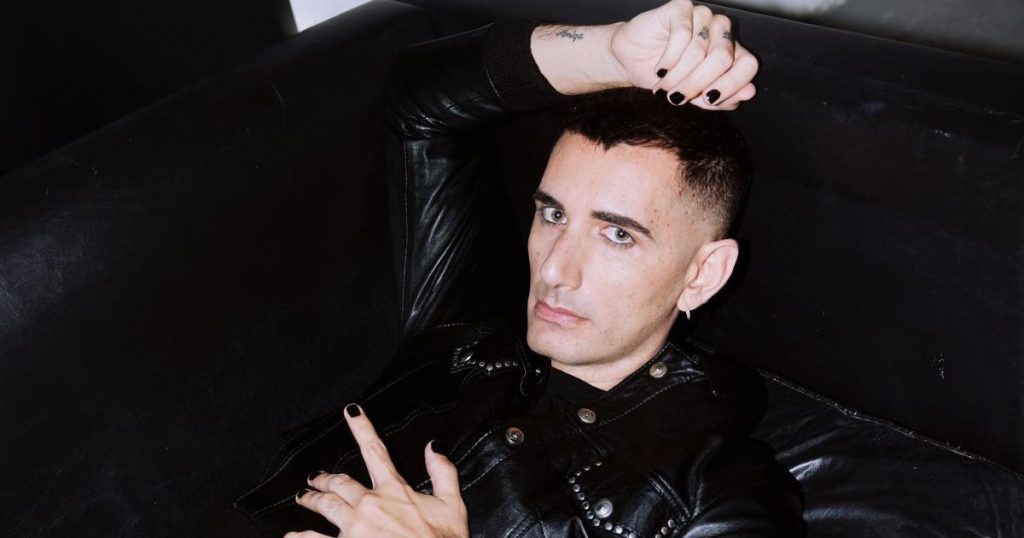 Alex Anwandter celebrará 20 años de carrera con concierto en Movistar Arena: conoce los detalles