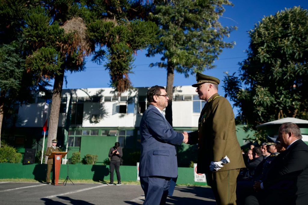 Canciller destaca rol de Carabineros en su aniversario 99: “Lealtad a la patria”