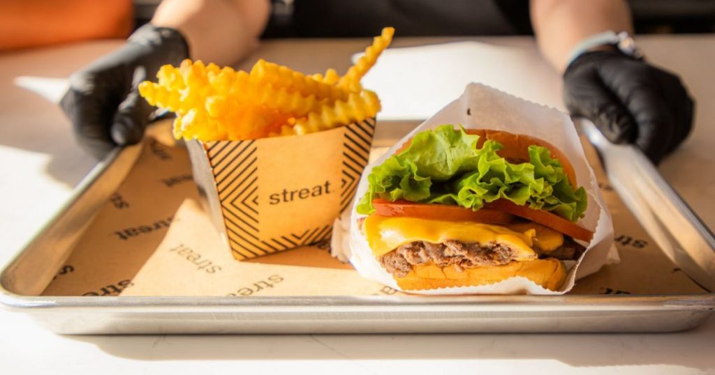 Cadena de hamburguesas premium suma 23 locales a lo largo de Chile y adelanta expansión en regiones