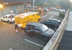 Imágenes sensibles: Video capta atropello de camión de valores a dos mujeres en Pucón